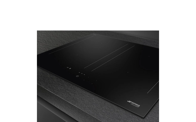 SMEG SIM3644D – индукционен плот 60 см с 2 MultiZone зони
